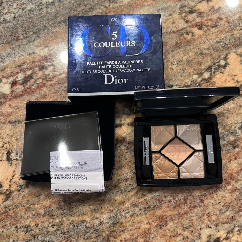 Dior 5 color eyeshadow palette.